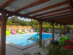 Maison charmante à Le Moule avec piscine partagée